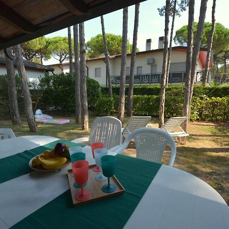 Villa In Lignano Riviera Comfortable Lignano Sabbiadoro Eksteriør billede