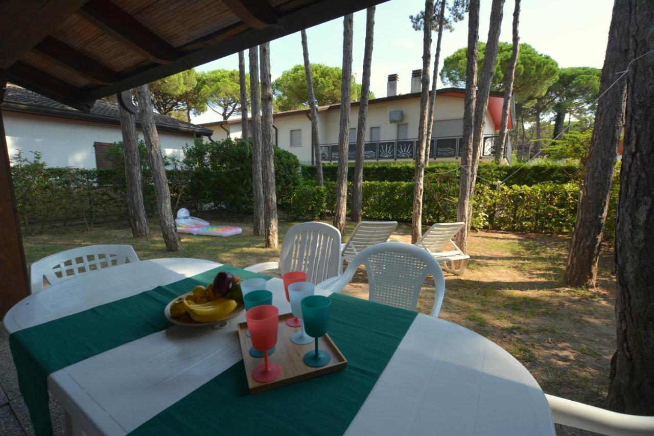 Villa In Lignano Riviera Comfortable Lignano Sabbiadoro Eksteriør billede