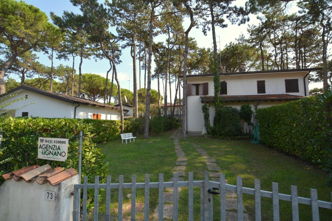 Villa In Lignano Riviera Comfortable Lignano Sabbiadoro Eksteriør billede